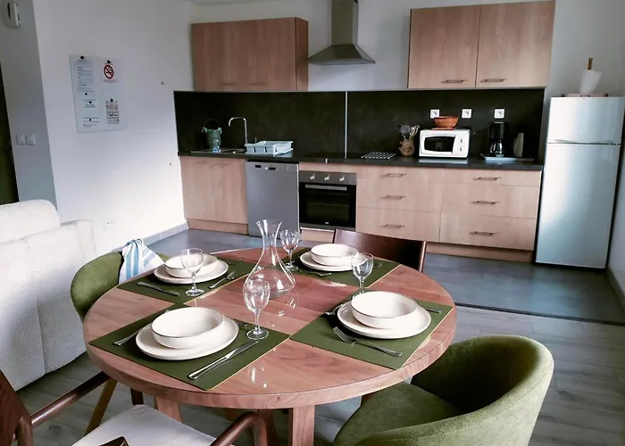 La Provence Vous Attend - 2Eme Etage